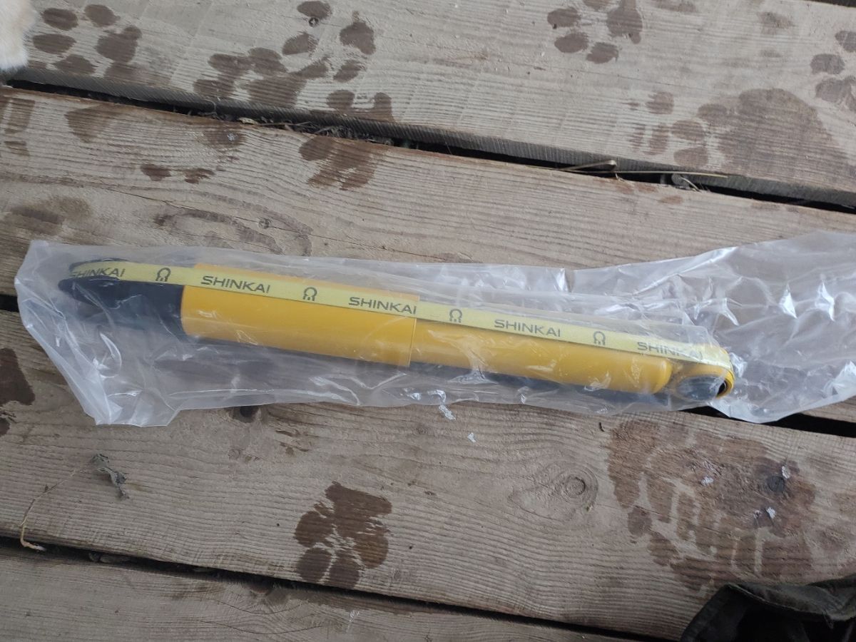 Амортизатор SHINKAI 170172, 062432GB, 104716, 11245043, 12130038, 12130038SX, 179421, 19184135, 201753, 20554002, 2175G, 21801F, 30G73A, 312 961, 32130241, 344453, 352045070000, 41140119SX, 42139859SX, 42140393SX, 54310H1100, 54310H1150, 54310H1150KAP, 554338, 63342175, 71913, 810668, 822520, 854S0161, A3431G, AG0553, AM5470, AMDSA364, B32040, B344453, CYKH767G, D8014, DG02498, DG9061, DV1325, EX54310H1150, G11245043, G11249LR, G12604LR, GY0964G, GY0964O, H06HD080, H07ASBMG03554, H490I50AM, JAPMMHY043, KM0702435GAS, KSA078, KSA078STD, LHY2550, MAHY043, MJHY043, MMHY043, N5500526G, OHSA031, P6474, PJA032, PSA344453, S010602G, SF1014, SG2729, SJ0031867, SJ003FHP, SJ003HP, SMSAH231W, SSB2045GN, Y62557 на Hyundai Terracan Фото 1