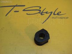 Втулка стабилизатора NISSAN 56243-0E016 на Nissan March K11 Фото 2