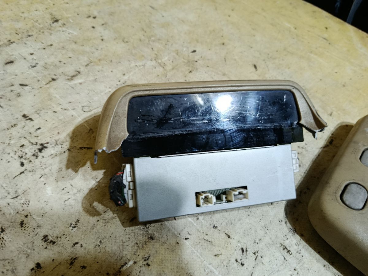 Дисплей информационный 28520-VE010 на Nissan Elgrand AVWE50 Фото 7