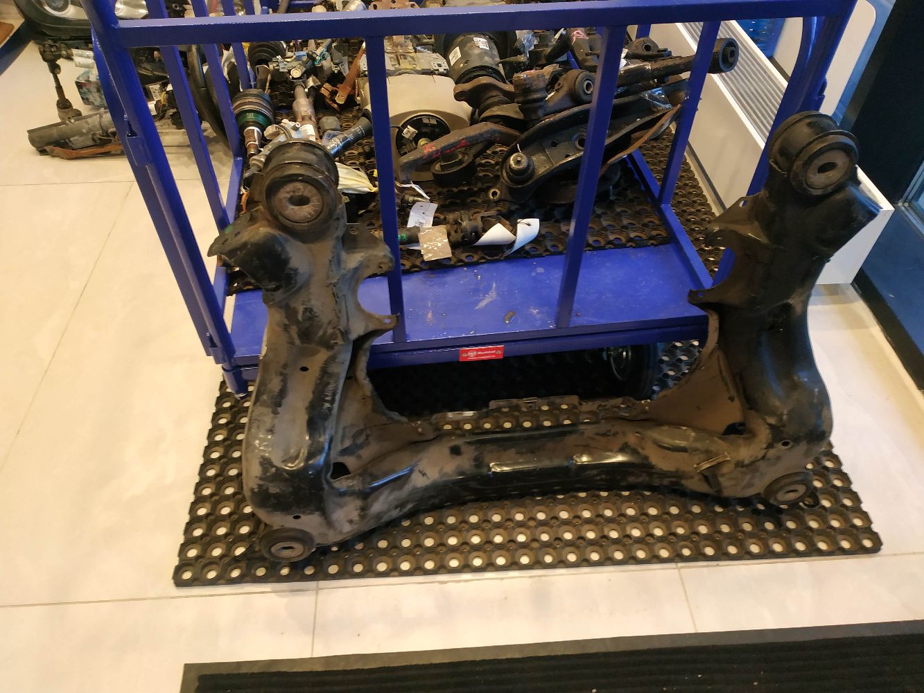 Балка под ДВС VAG VAG,4B0399313DD на Volkswagen Passat Variant 3BAZX AZX Фото 4