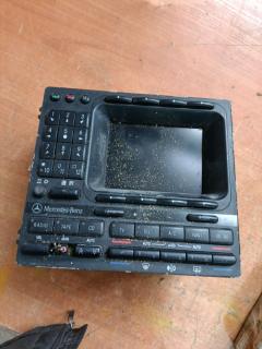 Автомагнитофон BOSCH A2108201589 на Mercedes-Benz E-Class W210.065 Фото 5