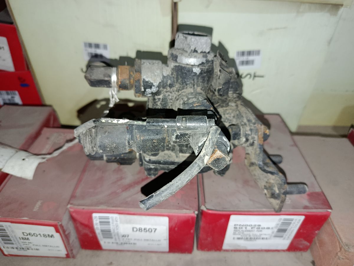 Клапан на Hino Profia FN2PWG P11C Фото 3