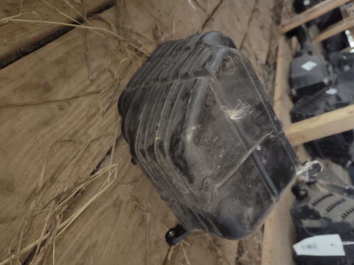 Влагоотделитель на Nissan Liberty RM12 QR20DE Фото 4