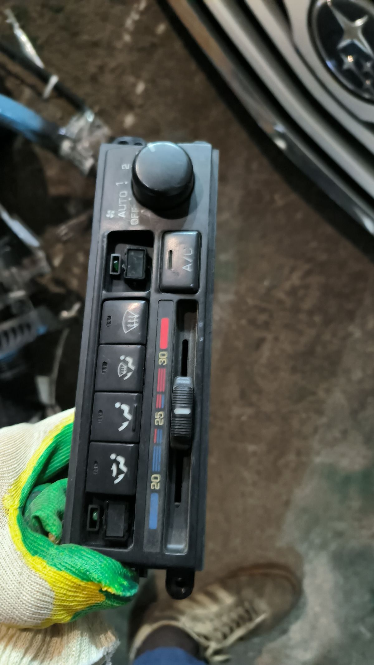 Блок управления климатконтроля на Nissan Primera HP11 Фото 4