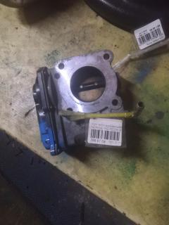Дроссельная заслонка 22030-21030 на Toyota Sienta NCP81G 1NZ-FE Фото 5