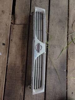 Решетка радиатора 62310 73C00 на Nissan Pulsar N14 Фото 4