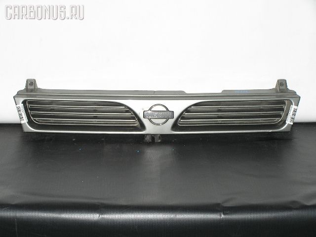 Решетка радиатора на Nissan Pulsar N14 Фото 1