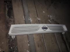 Решетка радиатора на Nissan Pulsar N14 Фото 2