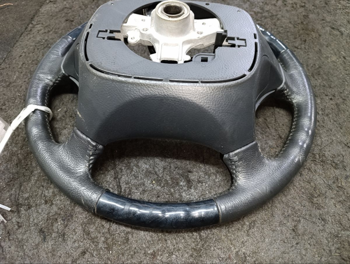 Руль на Toyota Alphard ANH10W Фото 9