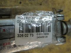 Домкрат на Honda Fit GD1 Фото 3