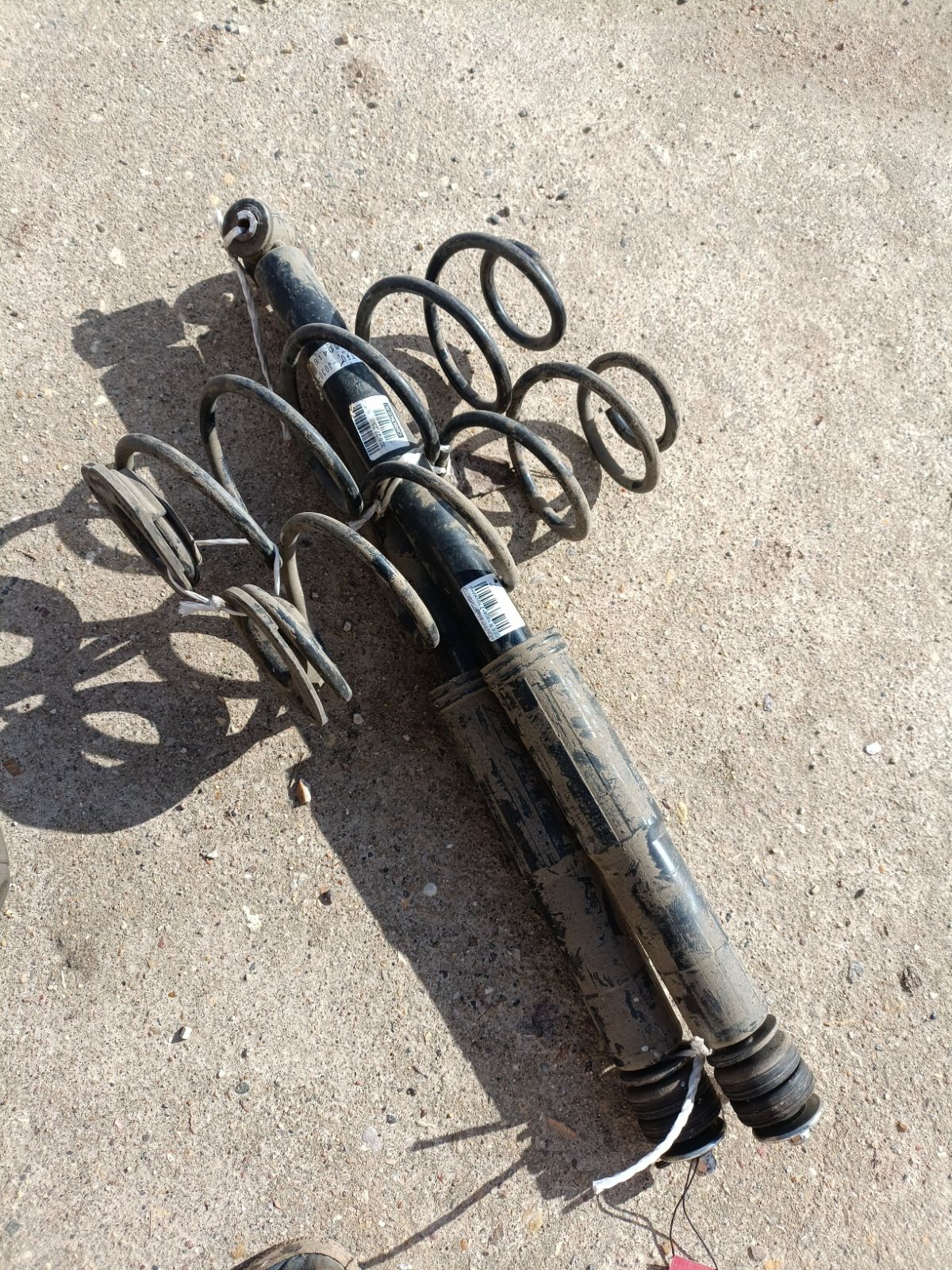 Амортизатор 348016, 52610-TF0-G12, 52610-TF0-J03, 52610-TG0-T03, 52610-TG5-C02, 52610-TK6-A03, CR-003R-GE6, SJ-003R-GE6, ST-003R-GE6 на Honda Fit GE6 Фото 7