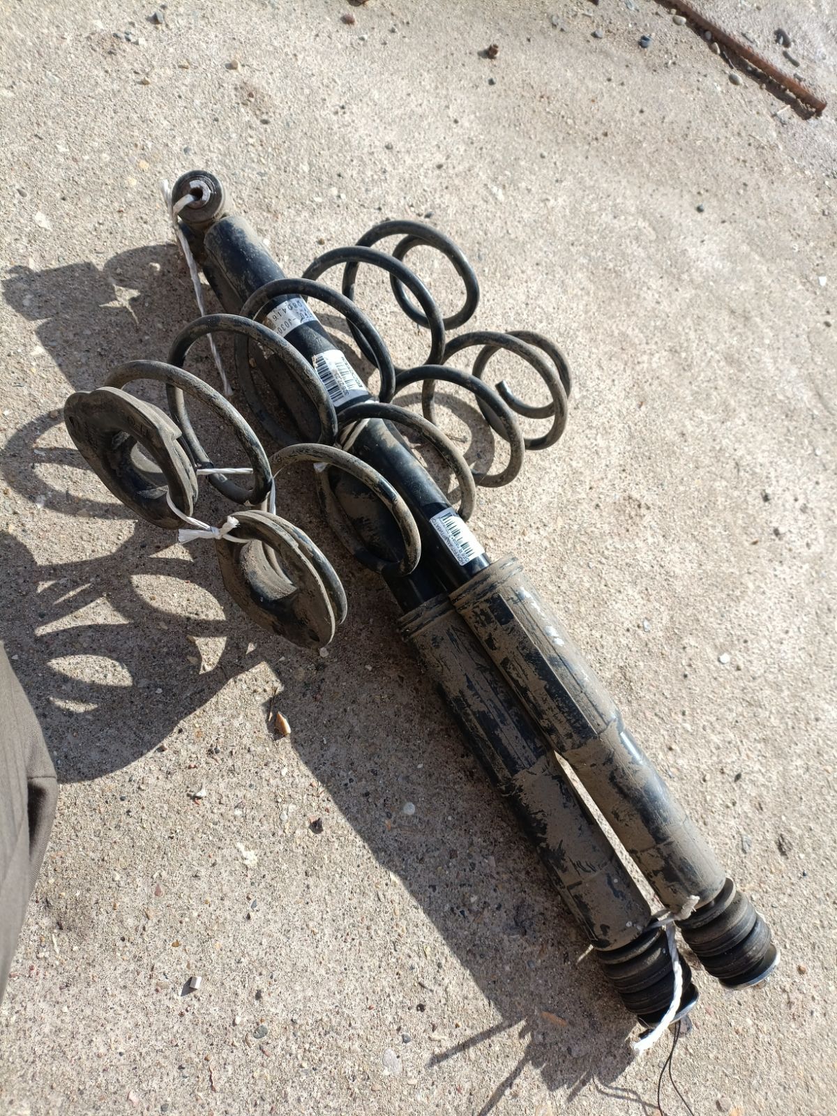 Амортизатор 348016, 52610-TF0-G12, 52610-TF0-J03, 52610-TG0-T03, 52610-TG5-C02, 52610-TK6-A03, CR-003R-GE6, SJ-003R-GE6, ST-003R-GE6 на Honda Fit GE6 Фото 8