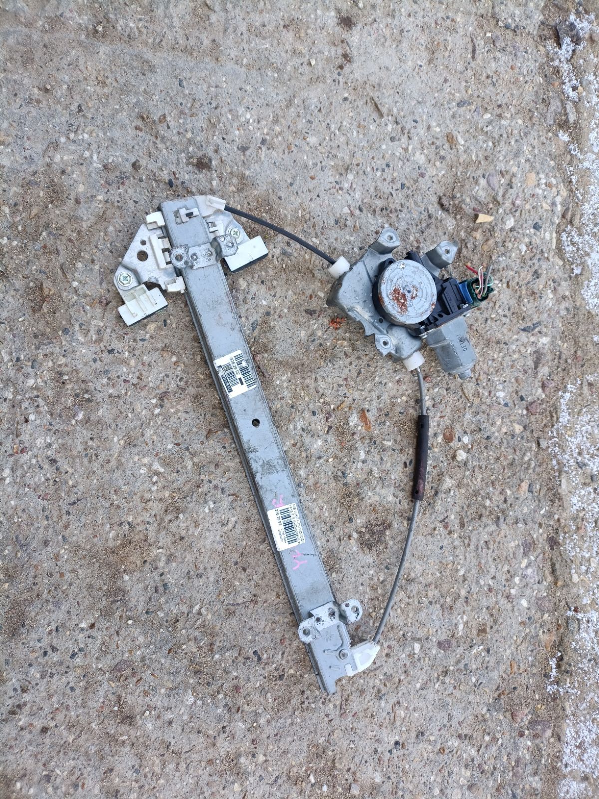 Стеклоподъемный механизм на Nissan Juke YF15 Фото 4