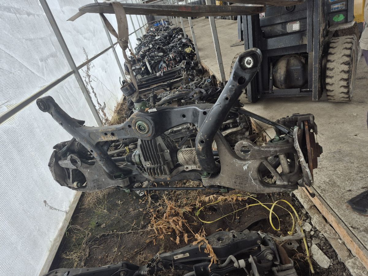 Балка подвески на Audi Q5 8R CDN Фото 45