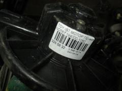 Мотор печки на Toyota Ist NCP61 Фото 3