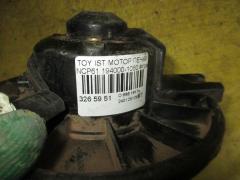 Мотор печки на Toyota Ist NCP61 Фото 3