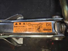 Домкрат на Nissan Fuga Y50 Фото 3