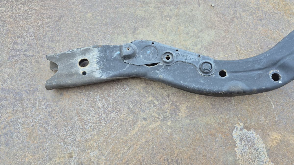 Балка под ДВС на Subaru Impreza Wagon GG2 EJ15 Фото 6