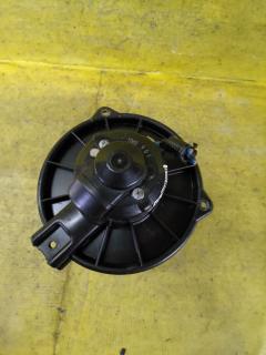 Мотор печки на Honda Fit GD1 79310-SAA-003