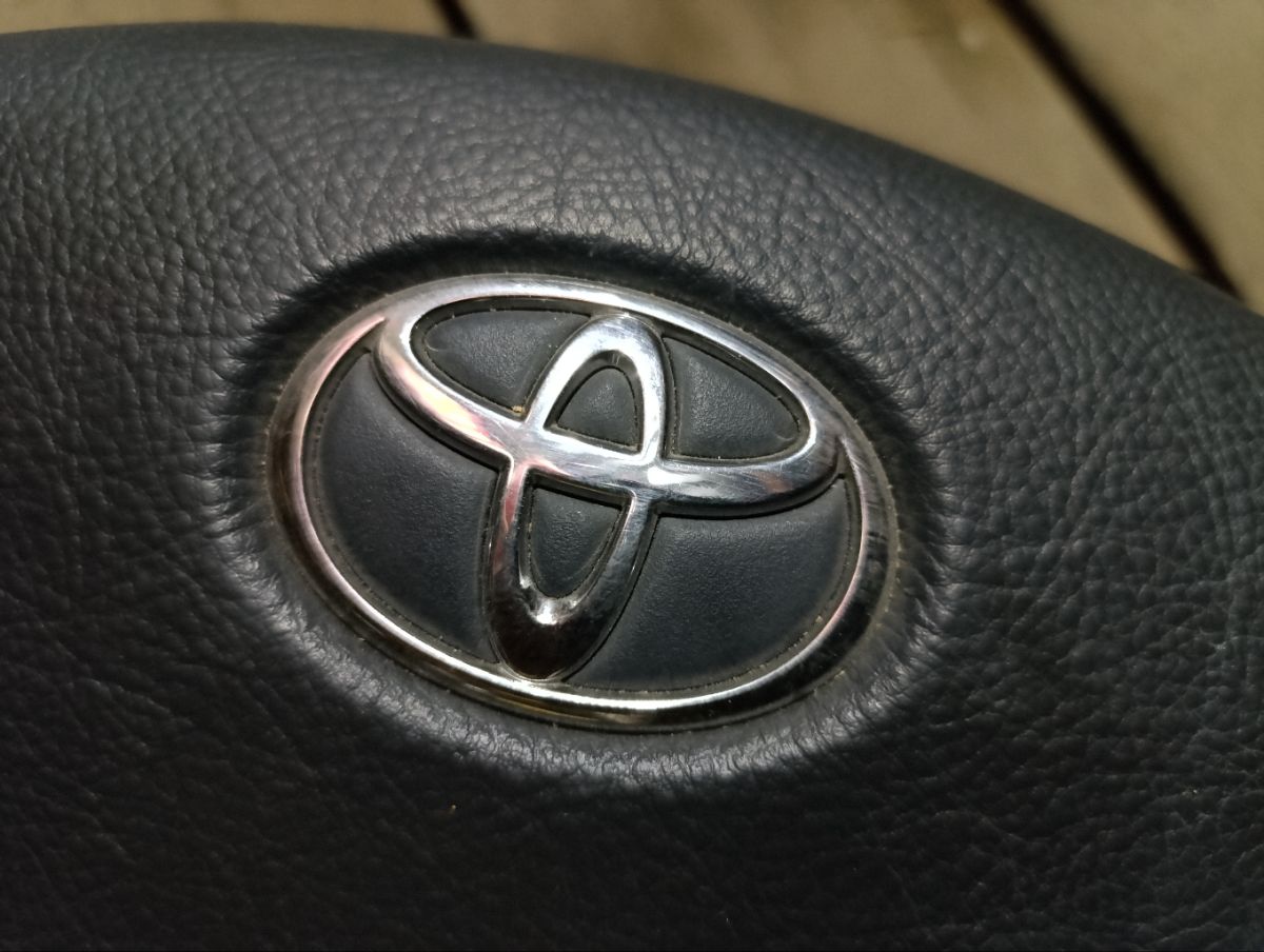 Руль на Toyota Alphard ANH10W Фото 9