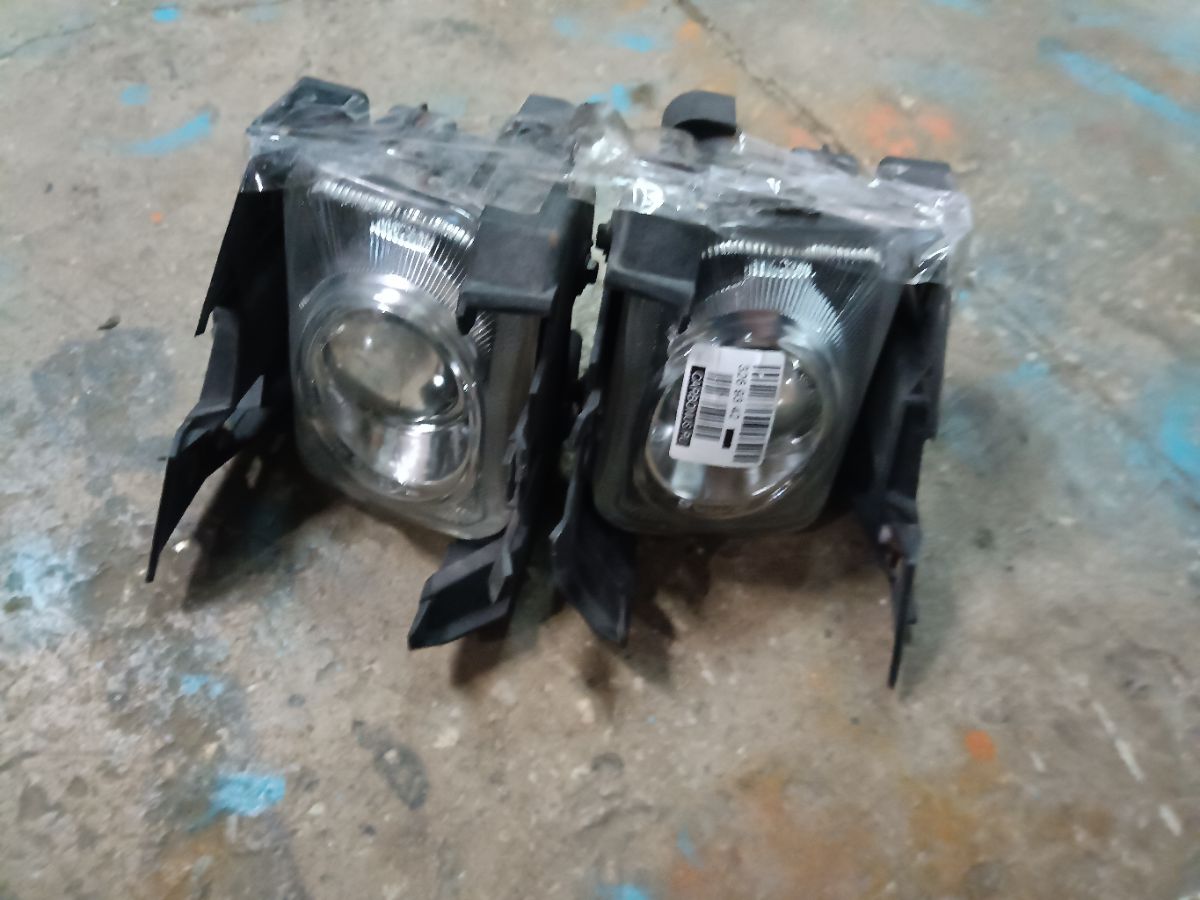 Туманка бамперная 114-20751 114-20751 на Subaru Legacy Wagon BP5 Фото 3