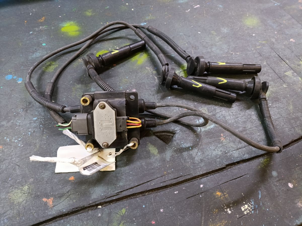 Катушка зажигания 22435AA020 на Subaru Impreza Wagon GG2 EJ15 Фото 4