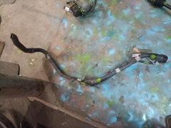 Заливная горловина топливного бака 77201-28240, 77201-28290 на Toyota Noah AZR60G 1AZ-FSE Фото 3