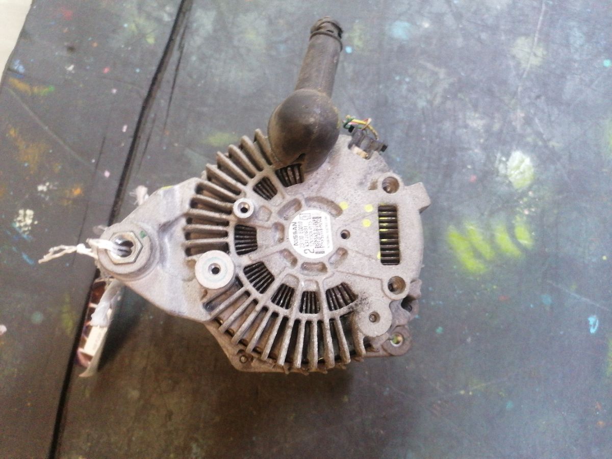 Генератор 23100-EG010 на Nissan Fuga Y50 VQ25DE Фото 8