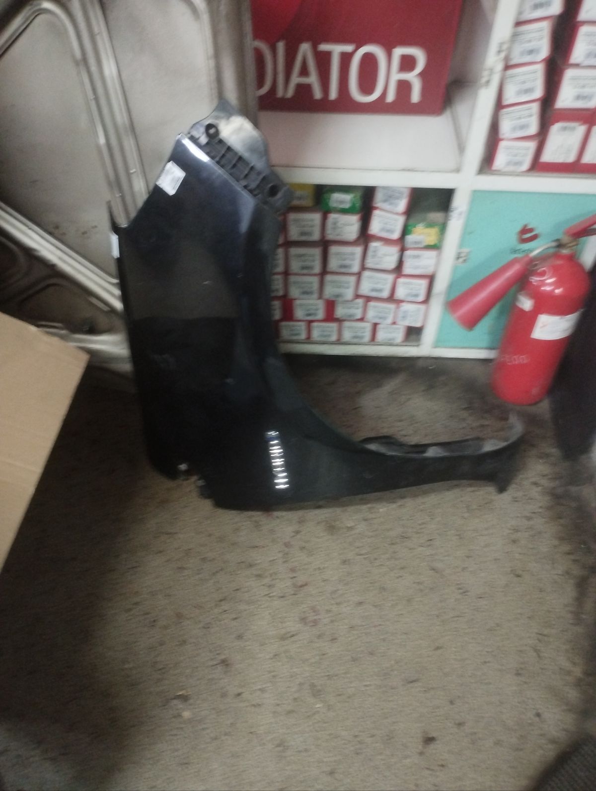 Крыло переднее 53811-52310 на Toyota Aqua NHP10 Фото 3