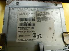 Автомагнитофон 39100-T5C-J61-M1 на Honda Fit Hybrid GP5 Фото 7