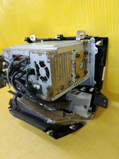 Автомагнитофон 39100-T5C-J61-M1 на Honda Fit Hybrid GP5 Фото 8