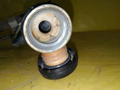 Заливная горловина топливного бака на Toyota Estima MCR30W 1MZ-FE Фото 4
