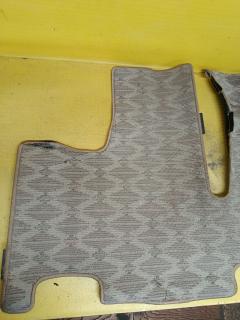 Коврик на Toyota Estima MCR30W Фото 8