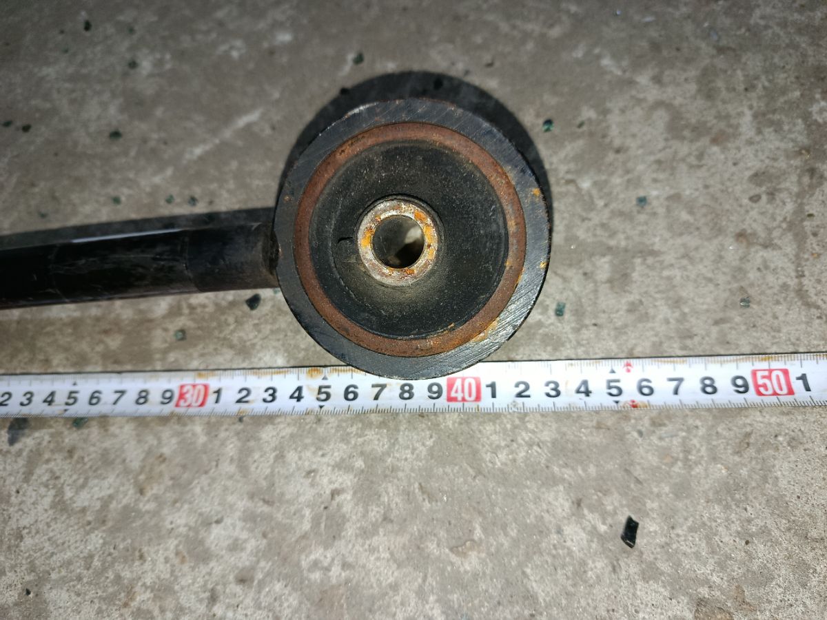 Тяга реактивная на Nissan Cima FHY33 Фото 5