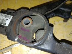 Подушка двигателя на Toyota Voxy ZRR70G 3ZR-FAE Фото 4