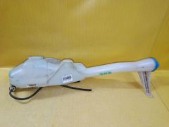 Бачок омывателя на Honda Stream RN6