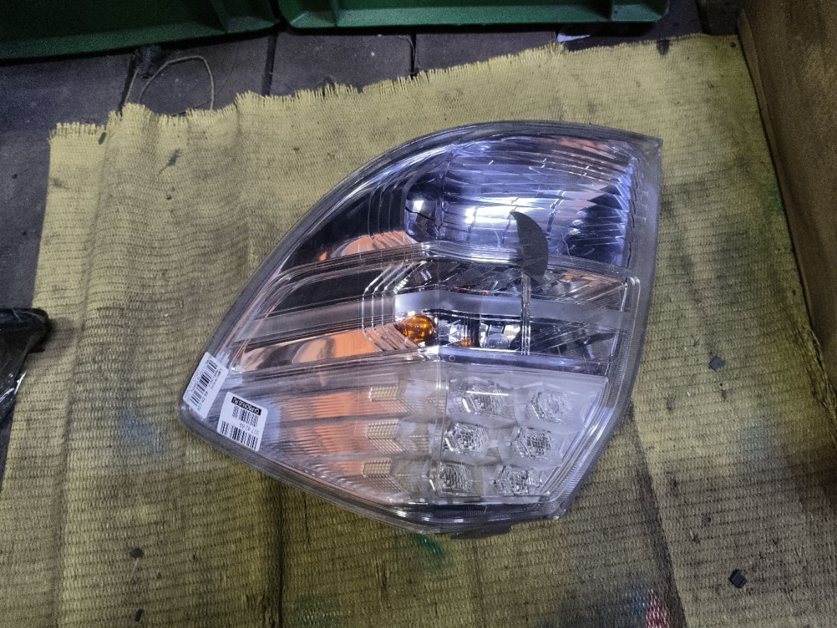 Стоп P9883 P9883 на Honda Fit GP1 Фото 6