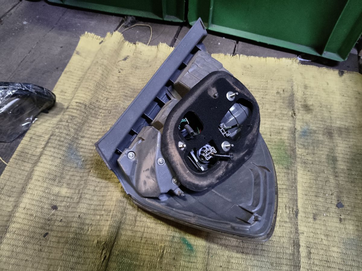 Стоп P9883 P9883 на Honda Fit GP1 Фото 7