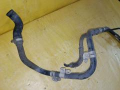 Заливная горловина топливного бака 77201-44191 на Toyota Isis ANM10G 1AZ-FSE Фото 3