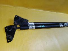 Амортизатор двери на Honda Stepwgn RF1 Фото 2
