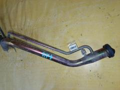 Заливная горловина топливного бака на Honda Stepwgn RF1 B20B Фото 2