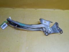 Крепление капота на Honda Fit GE6 Фото 2