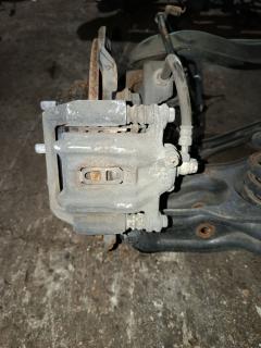 Балка подвески на Honda Stepwgn RF1 B20B Фото 10