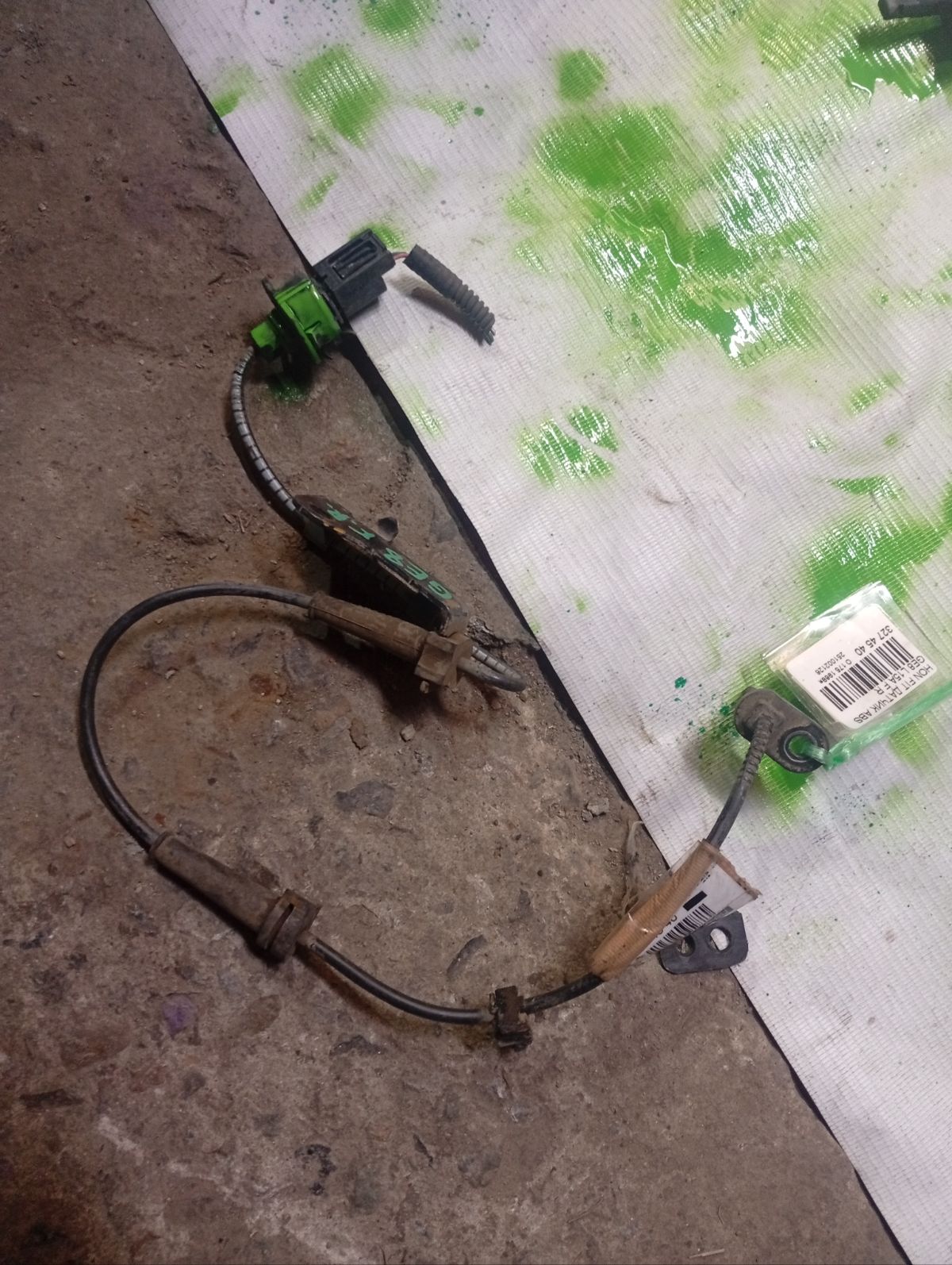 Датчик ABS 57450-TF0-003 на Honda Fit GE8 L15A Фото 3