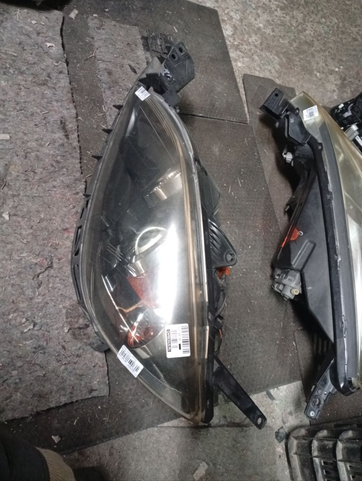 Фара P2951 P2951 на Mazda Axela BK5P Фото 6