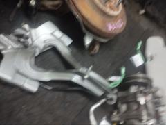 Крепление капота на Nissan Note E12 Фото 5