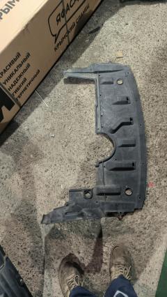 Защита двигателя MR488695 на Mitsubishi Colt Z21A 4A90 Фото 3