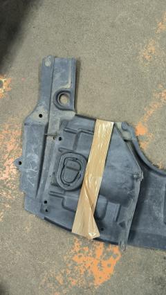 Защита двигателя MR488695 на Mitsubishi Colt Z21A 4A90 Фото 5