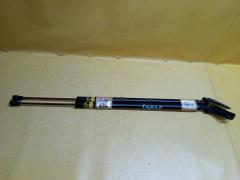 Амортизатор двери на Toyota Prius Alpha ZVW41W Фото 2