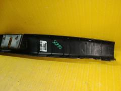 Обшивка багажника 58387-52020 на Toyota Vitz SCP10 Фото 6